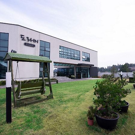 Dorami Pension Seogwipo Exterior photo