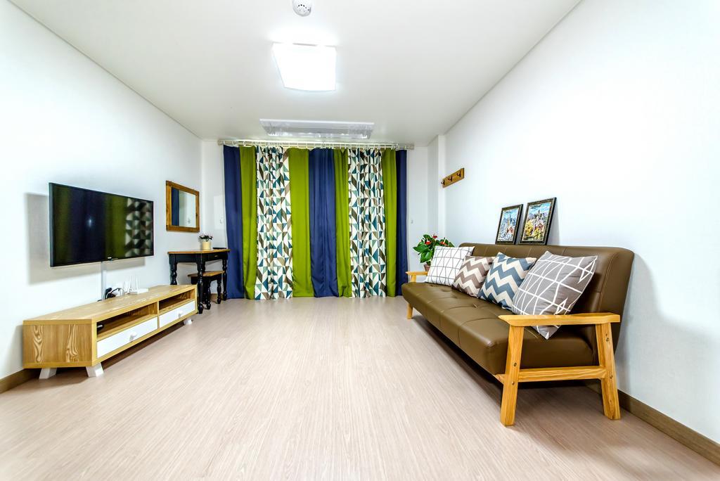 Dorami Pension Seogwipo Exterior photo