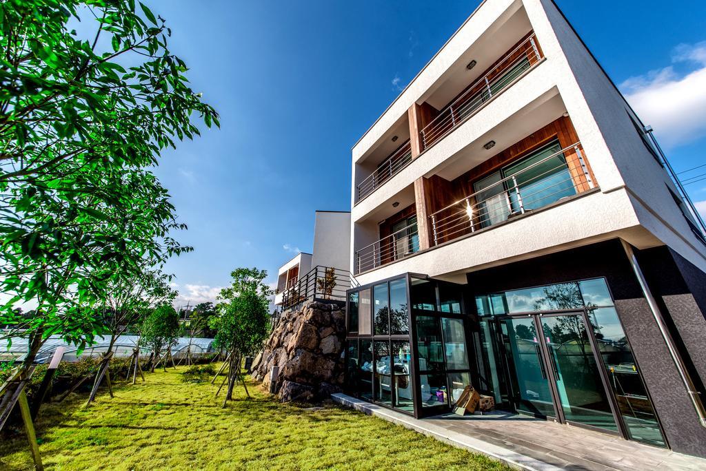 Dorami Pension Seogwipo Exterior photo