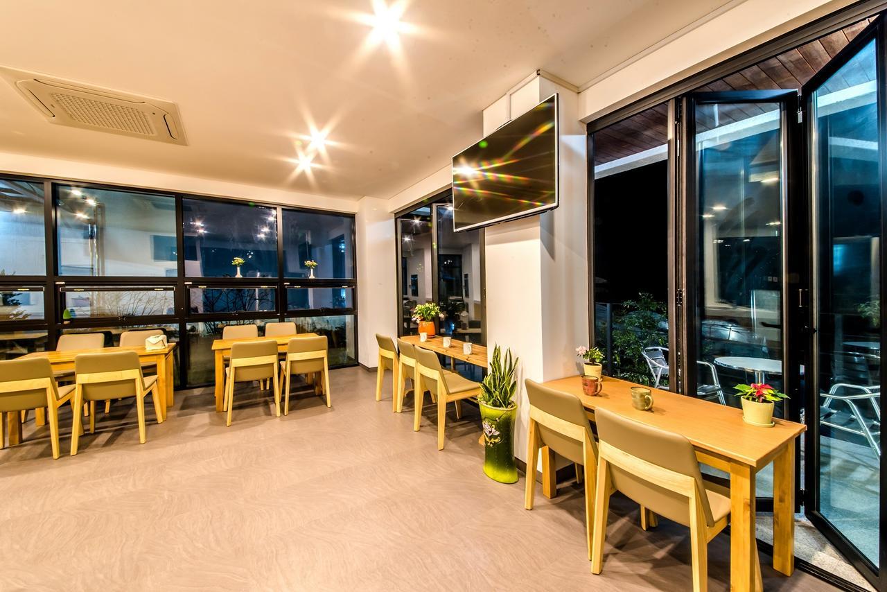 Dorami Pension Seogwipo Exterior photo
